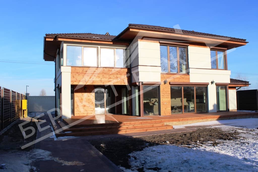 Двухэтажный монолитно-каркасный дом в Чеховском районе - фасад (3)